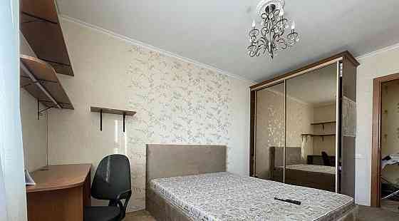 Ворошиловский район, гастроном Москва, бульвар Пушкина Донецк