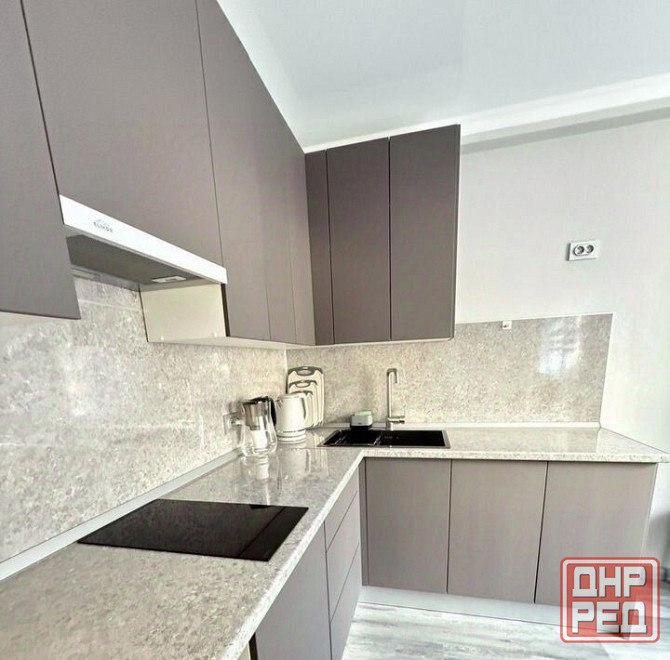 Ленинский район, Цирк, Ленинский проспект Донецк - изображение 2