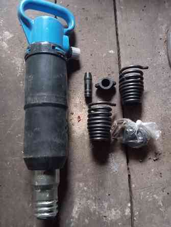 Продам отбойные молотки Шахтерск