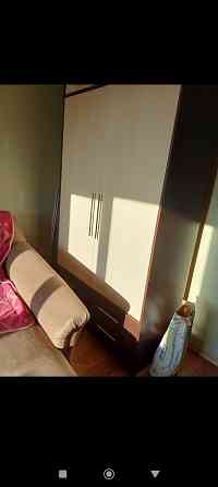 сдам 3 к.кв. калининский р. шевченко- марии ульяновой 25000 р. насос воду добивает. Донецк