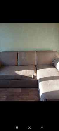 сдам 3 к.кв. калининский р. шевченко- марии ульяновой 25000 р. насос воду добивает. Донецк