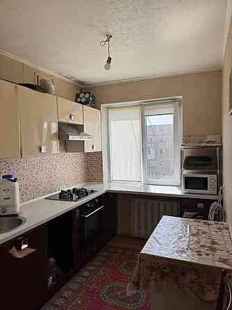 Продам 2к квартирую на бирюзова-2 Донецк