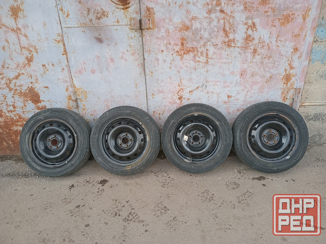 Продаю комплект колёс р 15 на шкоду или фольцваген Донецк - изображение 1