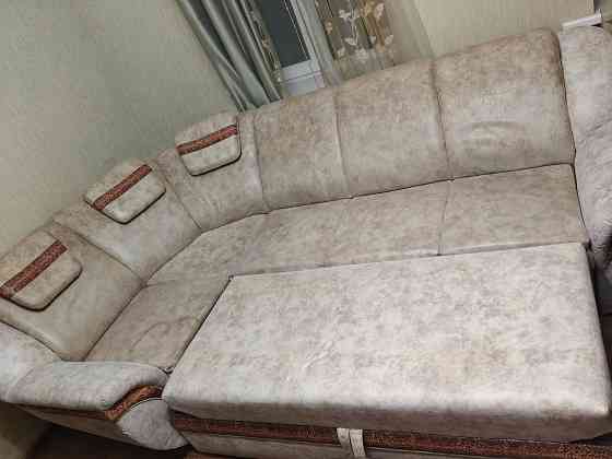 Угловой диван универсальный Донецк