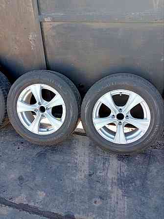 Продам диски с резиной 205/60 R15 в хорошем состоянии. Цена 30 000 руб. Донецк
