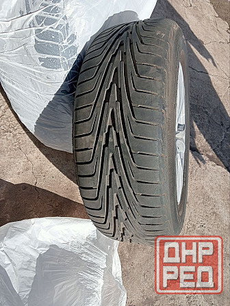Продам диски с резиной 205/60 R15 в хорошем состоянии. Цена 30 000 руб. Донецк - изображение 1