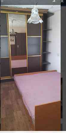 с ремонтом на кругу .. двухкомнатная Донецк