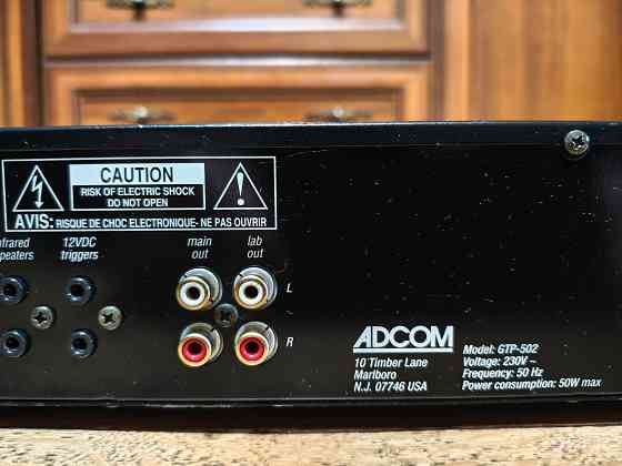 Предварительный усилитель Adcom GTP-502 Макеевка