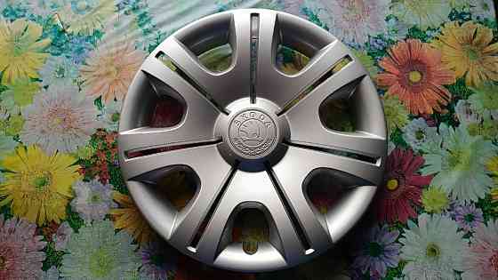 Оригинальные колпаки Skoda Fabia R14 в хорошем состоянии! Донецк