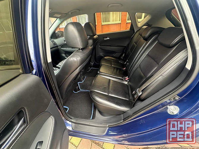Hyundai I30, 2009г, 1.6мт, максималка Донецк - изображение 7