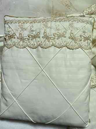 Детское постельное белье в стиле барокко с бортиками Макеевка