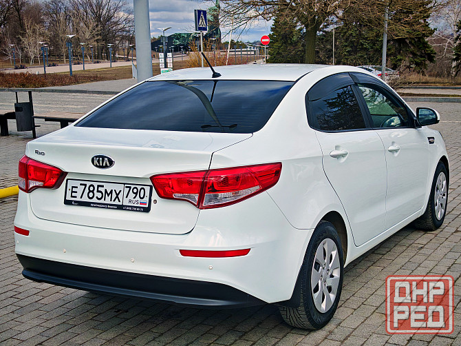 2015 Kia Rio 1.4 автомат 60 тыс км Донецк - изображение 4