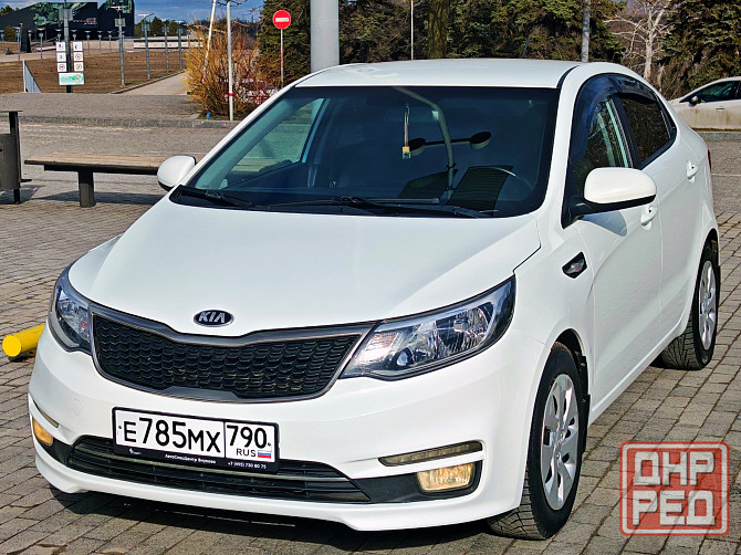 2015 Kia Rio 1.4 автомат 60 тыс км Донецк - изображение 2