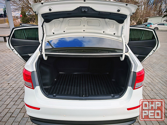 2015 Kia Rio 1.4 автомат 60 тыс км Донецк - изображение 8