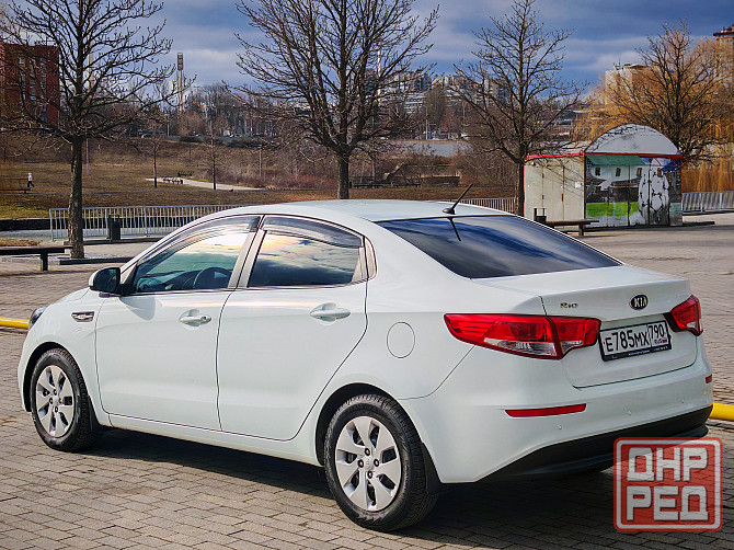 2015 Kia Rio 1.4 автомат 60 тыс км Донецк - изображение 3
