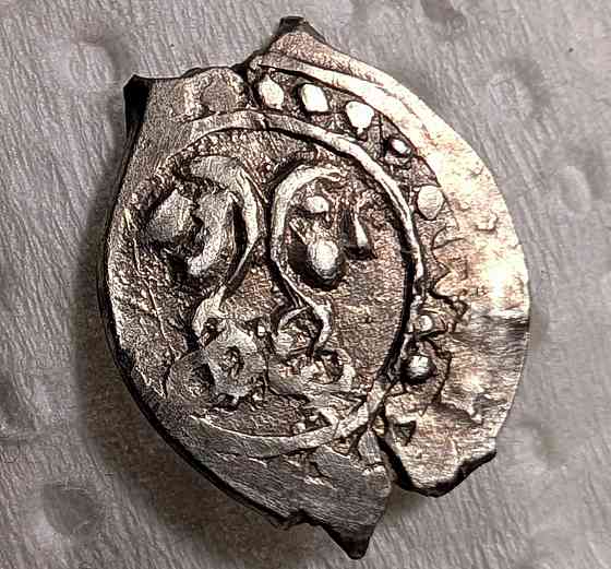 "Как будто" из бивня моржа > Донецк