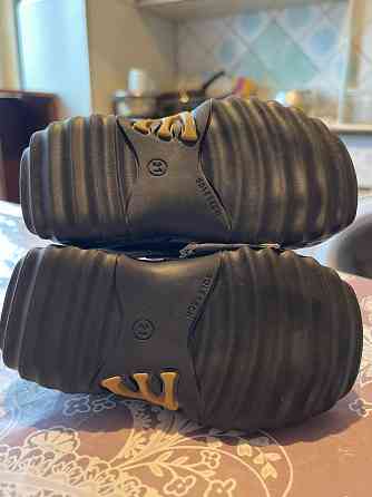 Детские фирменные кожаные ботиночки Донецк