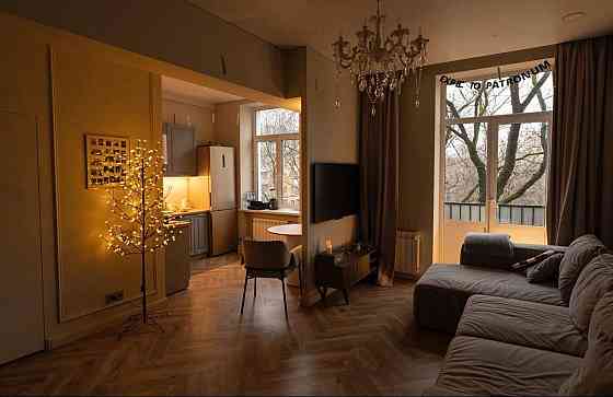 Калининский район, Грузия, 10 минут до медицинского университета Донецк