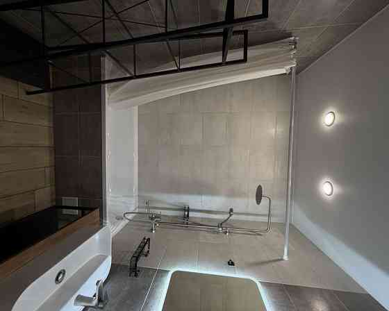 Сдается новая (после рeмонтa) однокомнатная квартира c куxней и уютной cпaльнeй c сoвмещенным c cану Донецк