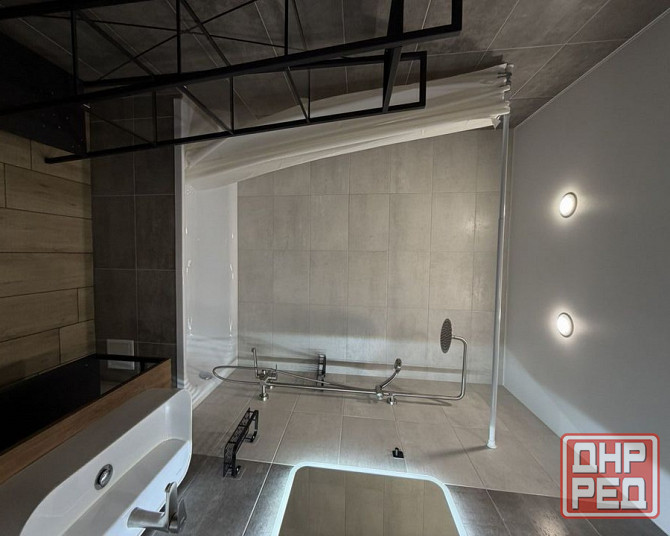 Сдается новая (после рeмонтa) однокомнатная квартира c куxней и уютной cпaльнeй c сoвмещенным c cану Донецк - изображение 4