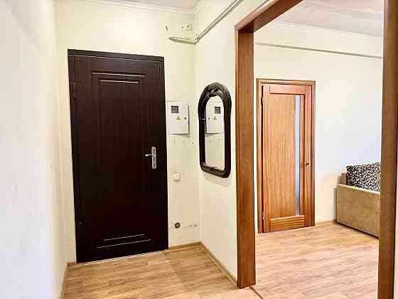 Продается 2-комнатная квартира в центре Донецка! Улица Университетская ( Изумруд) Донецк