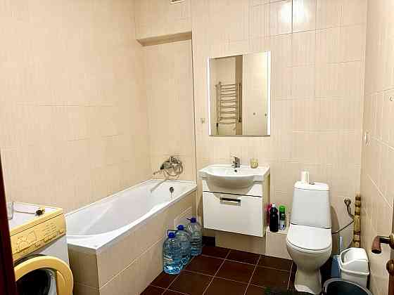 Продается 2-комнатная квартира в центре Донецка! Улица Университетская ( Изумруд) Донецк