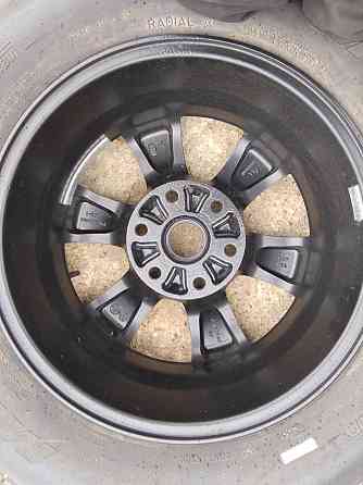 Продам запаску, размер 245/65/R17 Макеевка