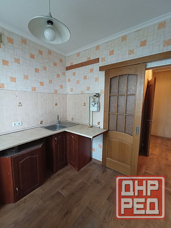 Продажа 2 ком. квартиры в Ворошиловском р-не г. Донецк, ул.Университетская ( Богдана Хмельницкого) Донецк - изображение 2