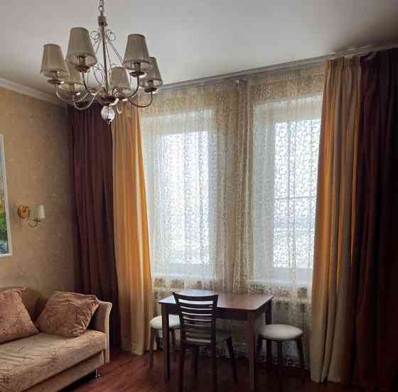 Сдаю двухкомнатную квартиру 54.0 м² этаж 2/9 Ворошиловский район, Школьный бульвар, Крытый рынок, На Донецк