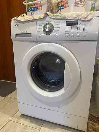 Продам стиральную машинку Донецк