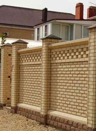 Кирпич фасадный полнотелый гиперпрессованный Харцызск