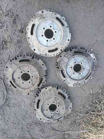 Продаю барабаны передние на таврию Донецк