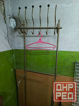Вешалка металлическая ссср Донецк - изображение 1