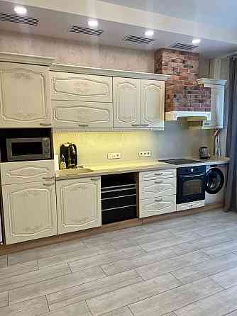 Сдаётся трёхкомнатная в Ленинском р-не по низкой цене Донецк