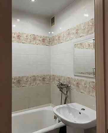 Двухкомнатная квартира расположена в Киевском районе, районе Текстильщик Донецк