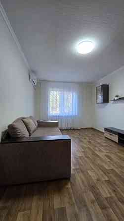 Предлагается уютная и светлая квартира в Куйбышевском районе, в районе Топаз. Донецк