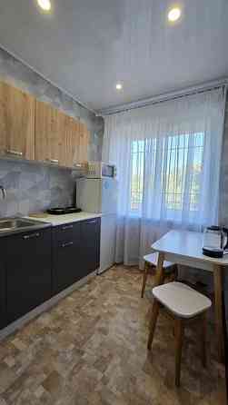 Предлагается уютная и светлая квартира в Куйбышевском районе, в районе Топаз. Донецк