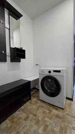 Предлагается уютная и светлая квартира в Куйбышевском районе, в районе Топаз. Донецк