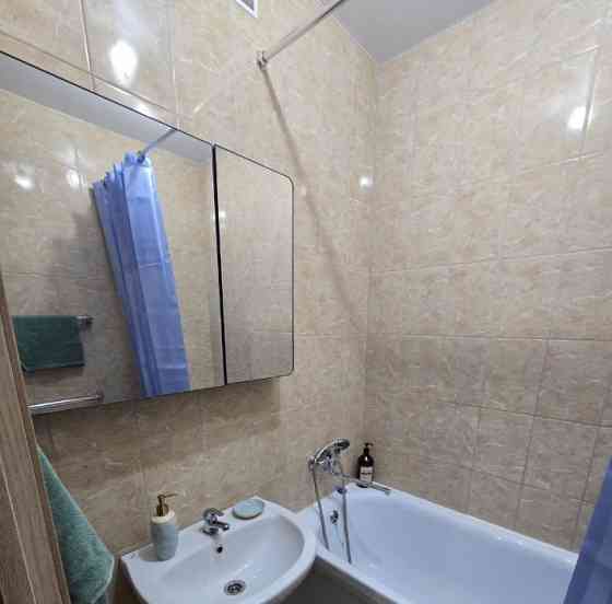 Сдаю двухкомнатную квартиру 52.0 м² этаж 3/5 город Донецк, Донбасс Арена, Ворошиловский/Киевский рай Донецк