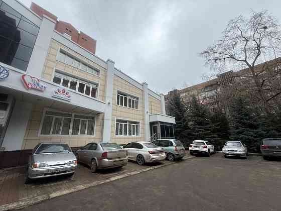 Аренда Коммерческой Недвижимости - 300 квадратных метров в Центре Ворошиловского Района Донецка ! Донецк