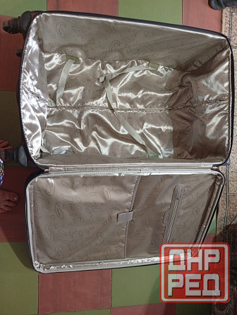 Чемодан большой 4000 рублей Макеевка - изображение 5