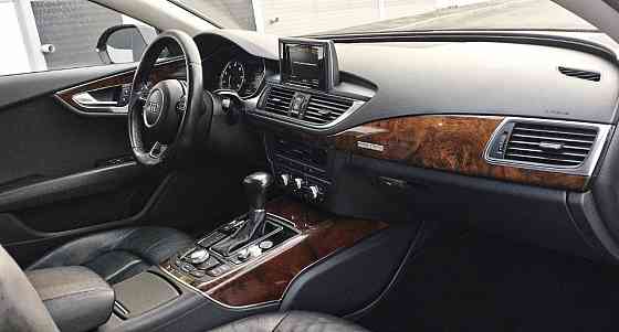 Продаю Ауди А7 год 2015 полный привод кожа бензин Донецк