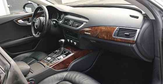 Продаю Ауди А7 год 2015 полный привод кожа бензин Донецк