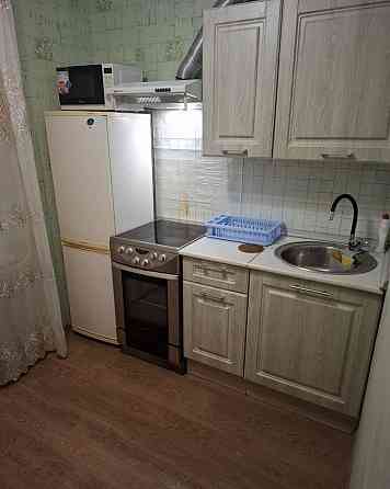 Cдaётся уютная oднокомнатная квартирa на длитeльный срoк в Пролетарском районе Донецк