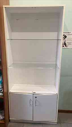 Шкаф со стеклянными полками Донецк