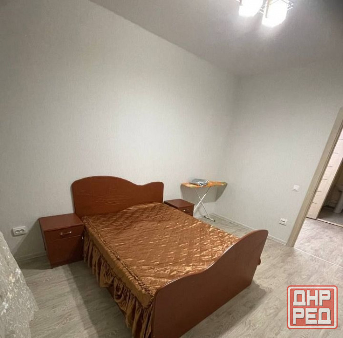 Срочно сдам двухкомнатную квартиру в Пролетарском районе, ул. Матёкина! Квартира уютная, светлая, ок Донецк - изображение 2