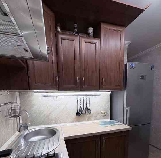 Сдаю двухкомнатную квартиру 42.0 м² этаж 4/10 город Донецк Ленинский район, Мирный микрорайон, 115-а Донецк