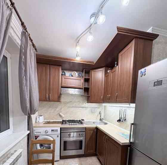 Сдаю двухкомнатную квартиру 42.0 м² этаж 4/10 город Донецк Ленинский район, Мирный микрорайон, 115-а Донецк