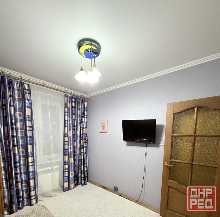 Сдаю двухкомнатную квартиру 42.0 м² этаж 4/10 город Донецк Ленинский район, Мирный микрорайон, 115-а Донецк - изображение 4