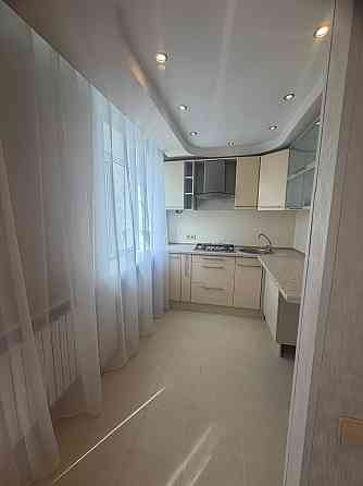 Продается 2-хкомнатная квартира в Ленинском р-не! Ориентир цирк Космос! Донецк